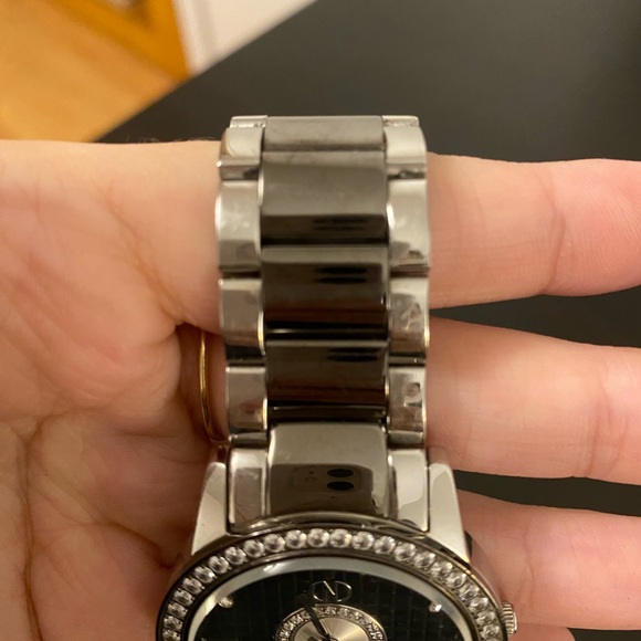 Caroline neron watch - Picture 3 of 5